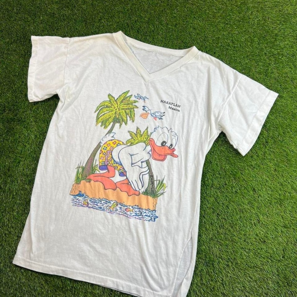 Vintage Donald Duck Mazatlan Mexico Disney Cartoon V Neck Tourist Tee 80's XL